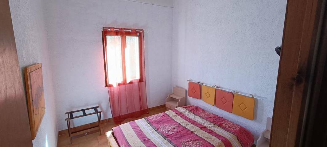 Location de vacances pour 4 personnes, avec piscine ainsi que terrasse et jardin à Pradons - 4