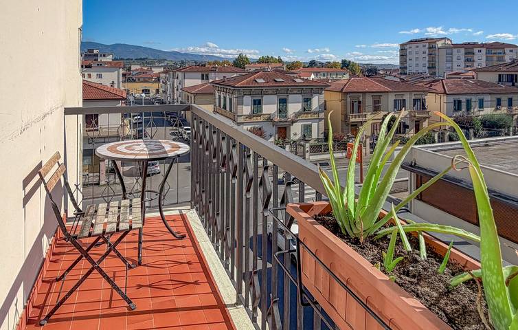 Appartamento per 4 persone, con Terrazza a Montevarchi