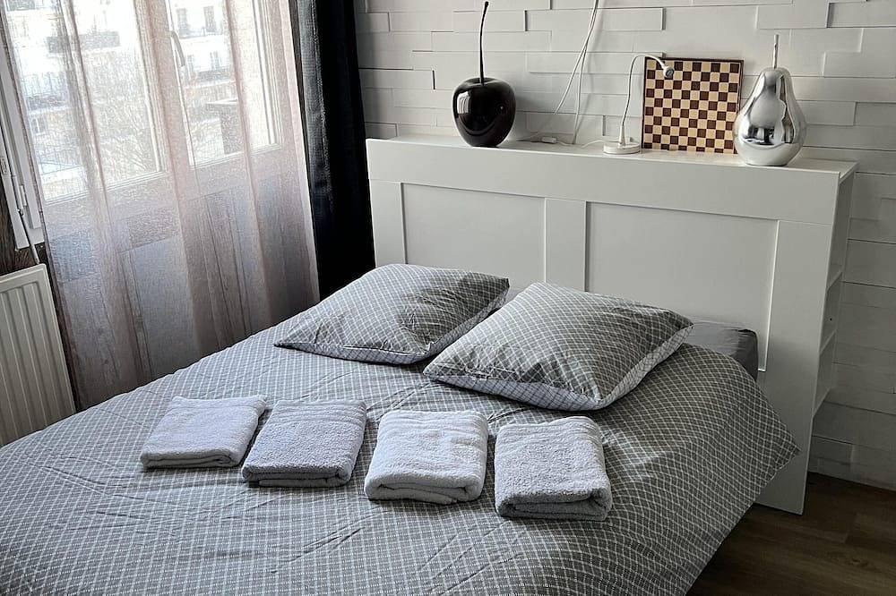 Appartement entier, Appartement Disneyland Paris face de la gare Rer val d'Europe/navette gratuite in Serris, Seine-et-Marne