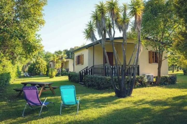 Chalet per 4 persone, con giardino e idromassaggio nonché terrazza - 1