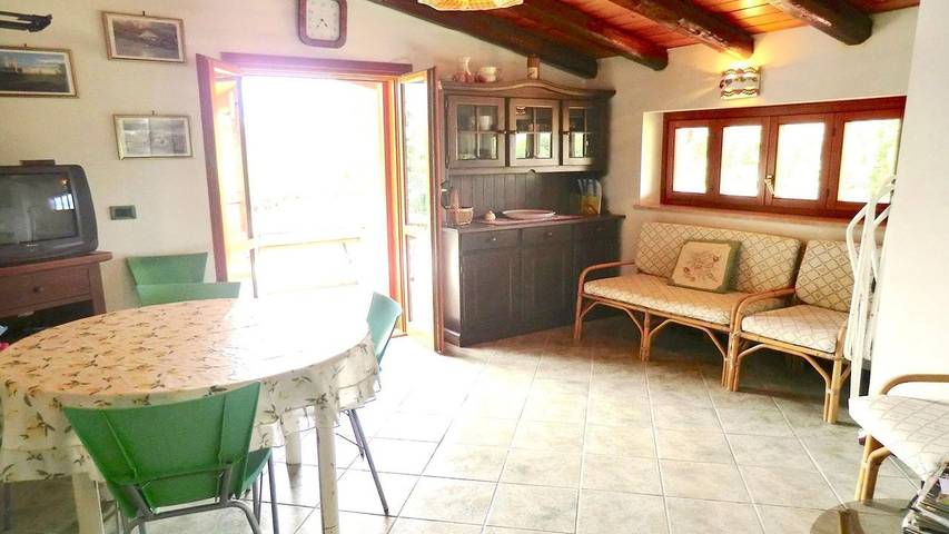 Villa per 7 persone, con piscina e giardino a Partinico