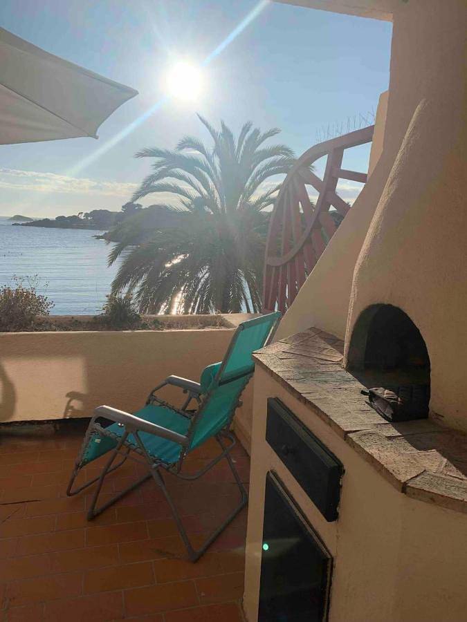 Location de vacances pour 4 personnes, avec terrasse, animaux acceptés dans Plage de Renécros - 3