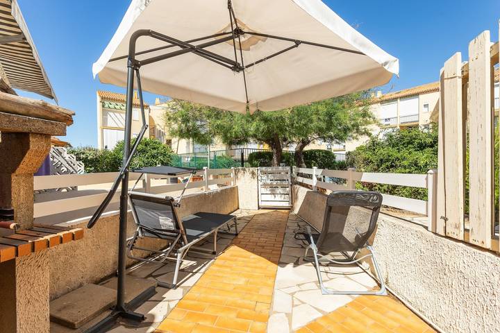 Location de vacances pour 5 personnes, avec piscine et terrasse dans Saint Pierre la Mer