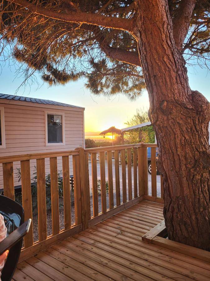 Camping pour 5 personnes, avec piscine ainsi que jacuzzi et terrasse à Canet-en-Roussillon - 3