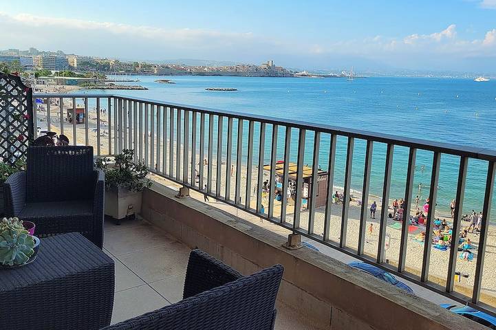 Gîte pour 6 personnes, avec balcon dans Plage de la Salis