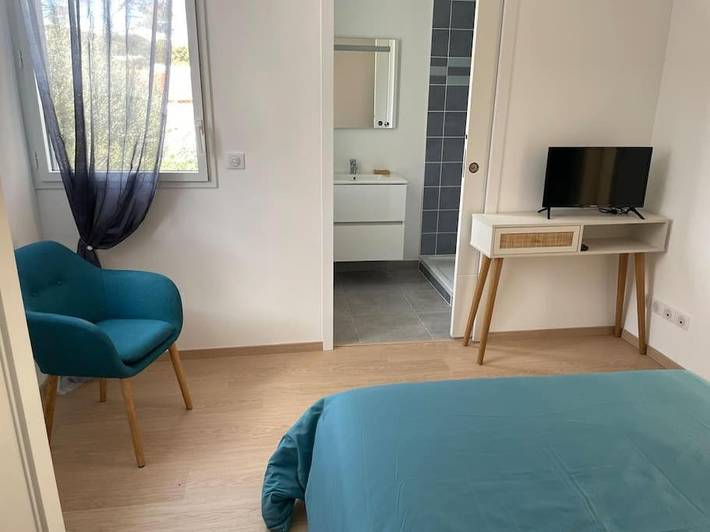 Location de vacances pour 6 personnes, avec jardin ainsi que terrasse et piscine à Carry-le-Rouet - 4