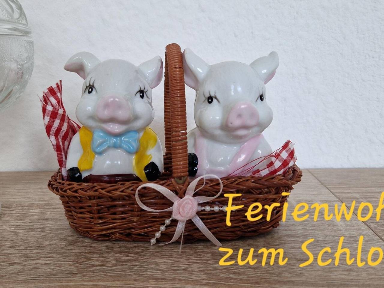 Ganze Ferienwohnung, Ferienwohnung zum Schloss - Ferienwohnung, Badewanne, Wc, 1 Schlafraum in Plauen, Chemnitz und Umgebung