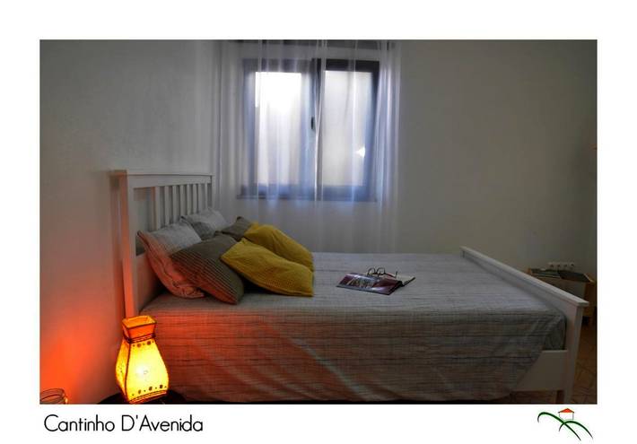 Gîte pour 2 personnes, avec jardin et piscine, adapté aux familles dans São Jorge - 2