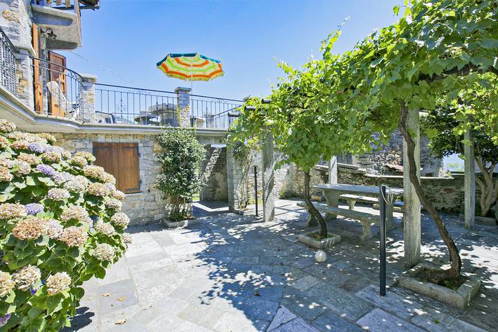 Ferienhaus für 6 Personen, mit Terrasse und Seeblick, mit Haustier am Lago Maggiore - 3