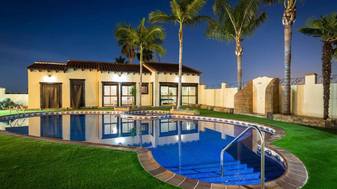 Appartement de vacances entier, Ferienwohnung für 16 Personen (500 m²) in La Erica in Catral, Province d'Alicante