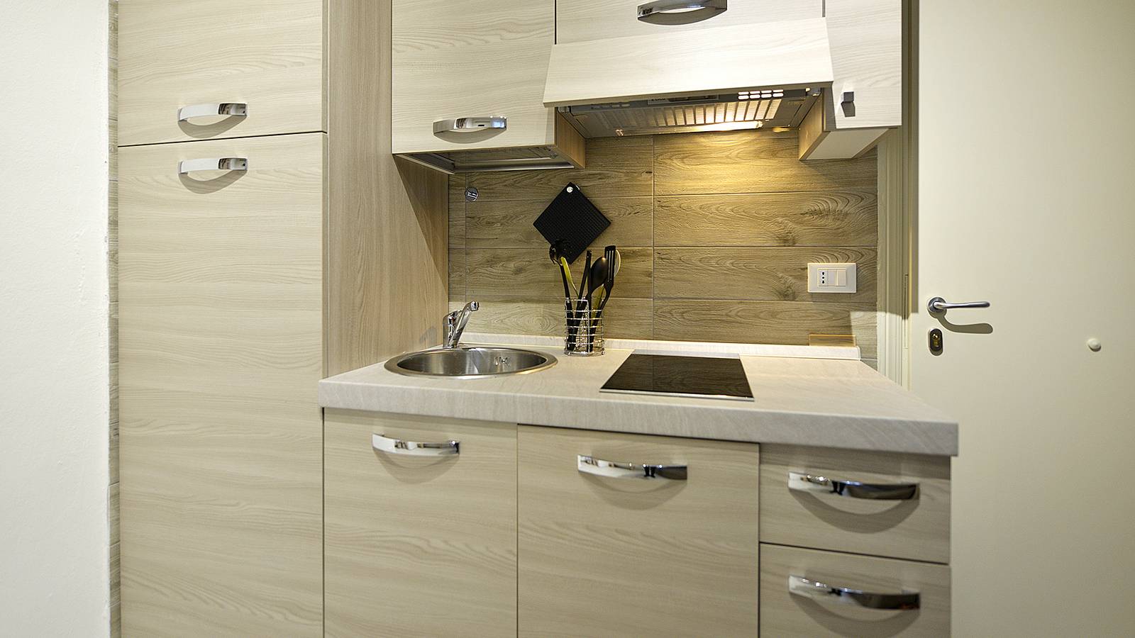 Appartamento intero, Appartamento "2 Mari" vicino alla spiaggia con aria condizionata e balcone in Marciana Marina, Isola d'Elba