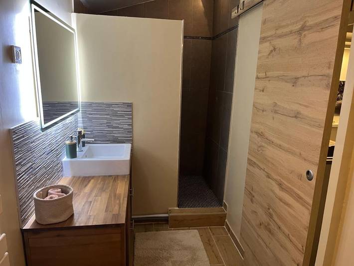 Location de vacances pour 4 personnes, avec jardin et piscine à Dampmart - 3