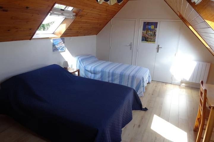 Location de vacances pour 3 personnes, avec terrasse et jardin, animaux acceptés à Quéménéven - 2