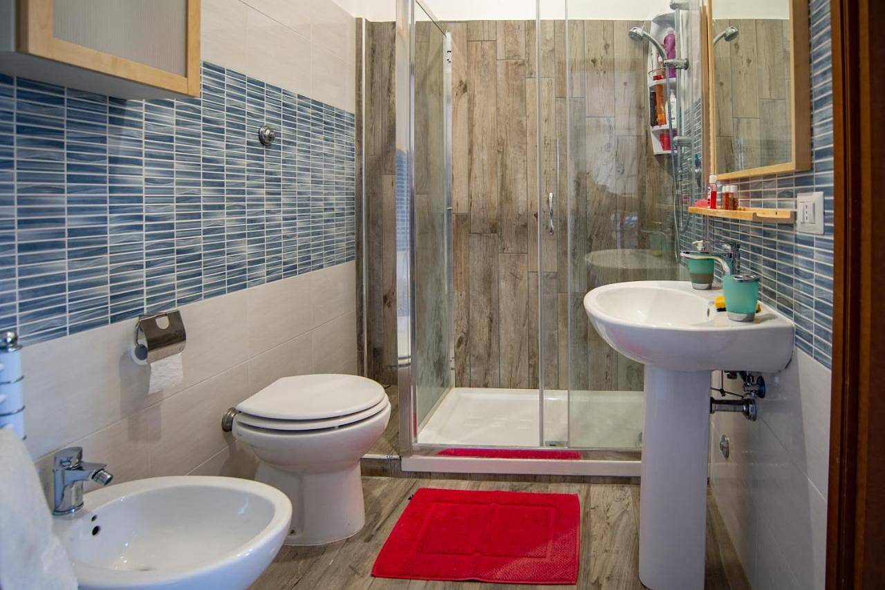 Appartement entier, Two-Bedroom Apartment with Balcony in Santa Severa, Santa Marinella