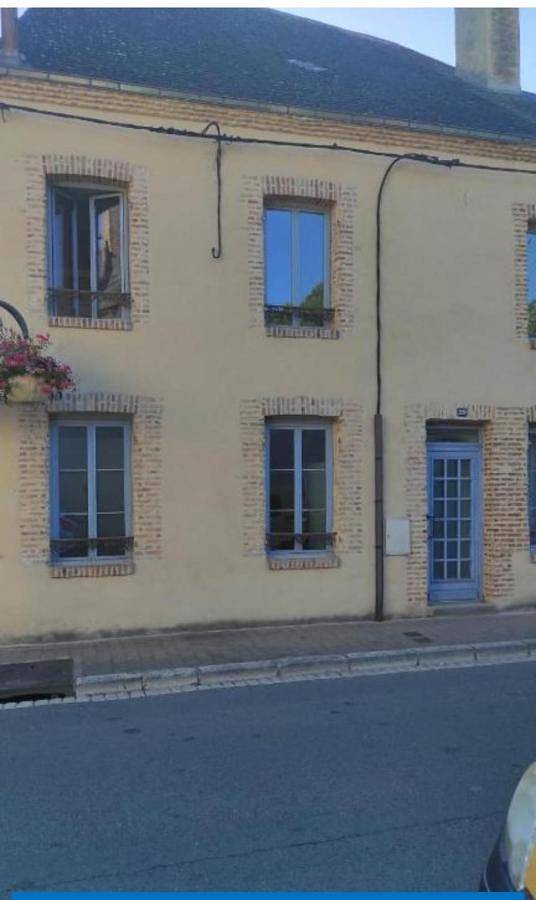 Gîte pour 4 personnes, avec terrasse, animaux acceptés à Aubigny-sur-Nère - 2