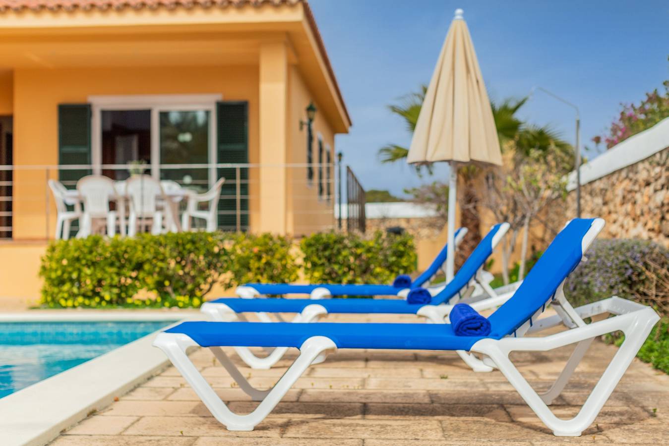 Chalet Villa Francisca cerca del mar con piscina privada Wi-Fi in Sa Caleta (Menorca), Ciudadela