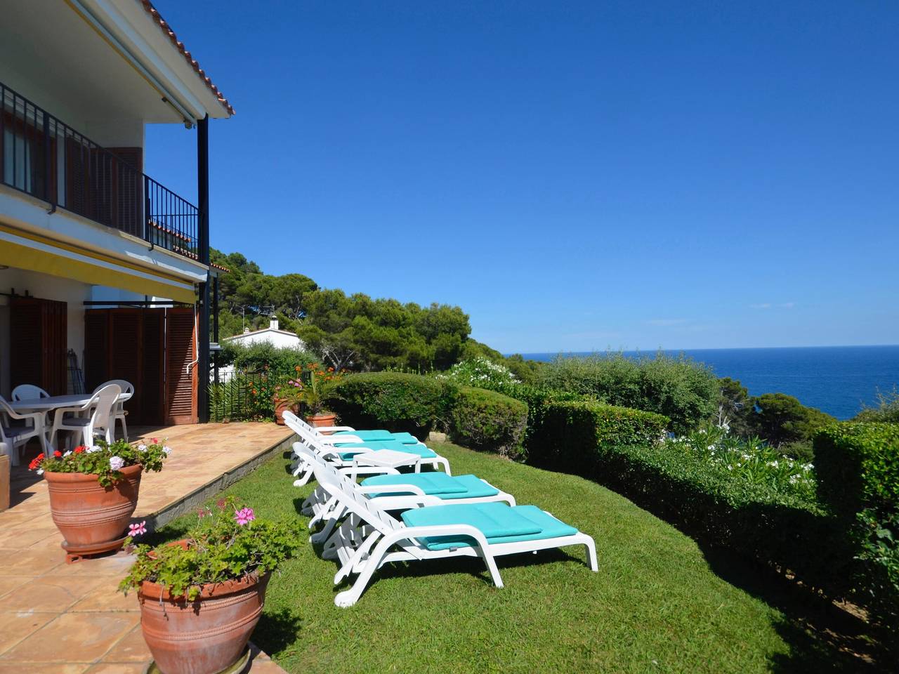 Appartement entier, Appartement Rez-de-jardin avec Piscine Partagée à Begur in Begur, Costa Brava