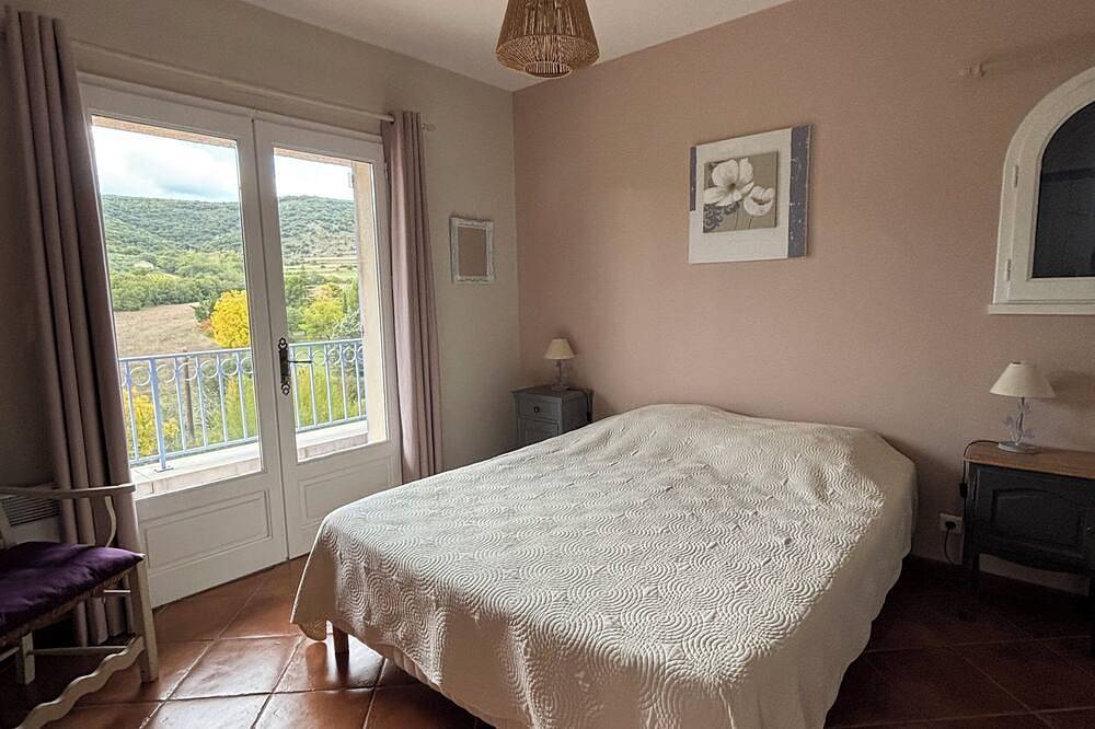 Gran villa provenzal con vista panorámica muy cerca de Vallon Pont d 'Arc in Lagorce, Ardèche