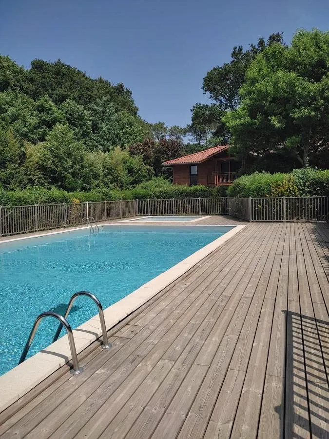 Casa de vacaciones para 6 personas, con jardín además de vistas y piscina - 1