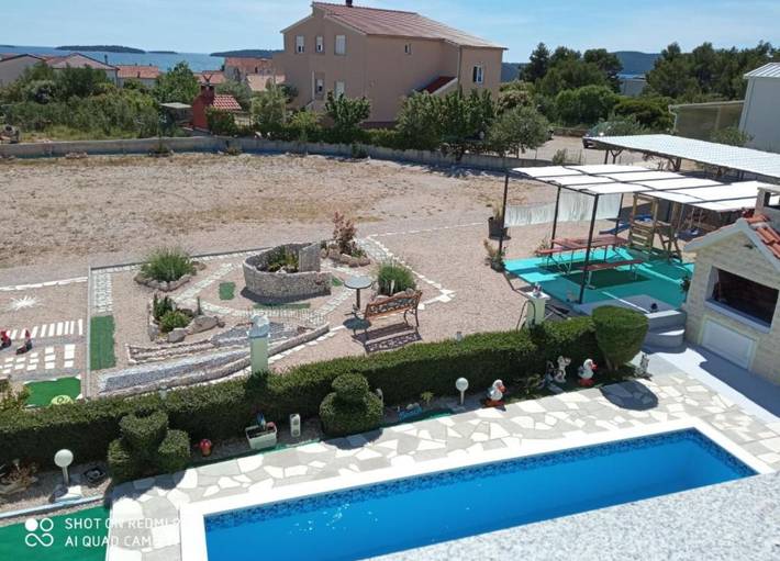 Villa pour 10 personnes, avec Sauna à Brodarica