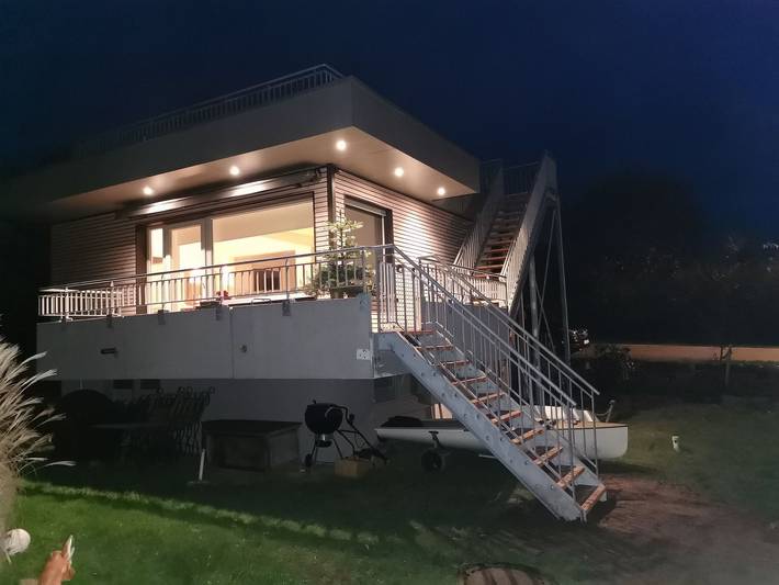 Ferienhaus für 3 Personen, mit Seeblick und Garten sowie Terrasse in Bockholm - 3