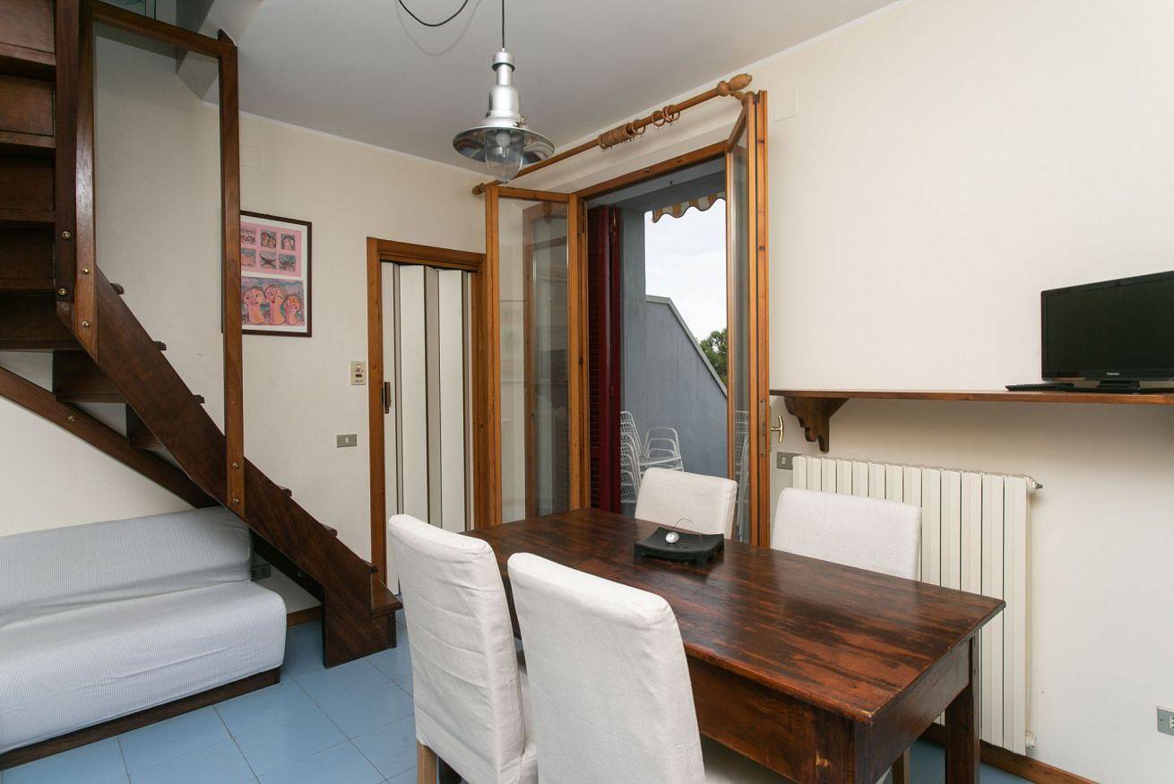 Apartamento entero, M134 - Marcelli, four-room apartment with terrace 50 meters from the sea in Marcelli, Riviera del Conero