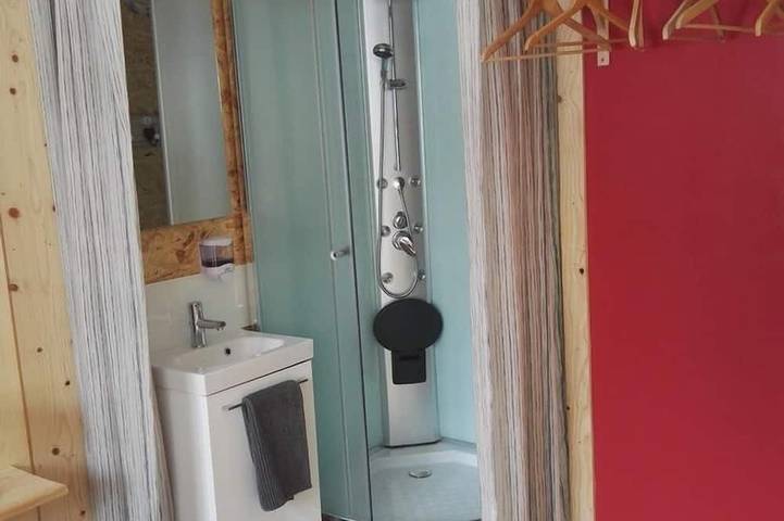 Chalet pour 7 personnes, avec jardin et balcon dans Gourette - 4