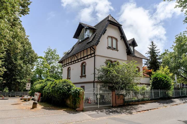 Ferienwohnung für 4 Personen, mit Balkon und Garten in Offenburg