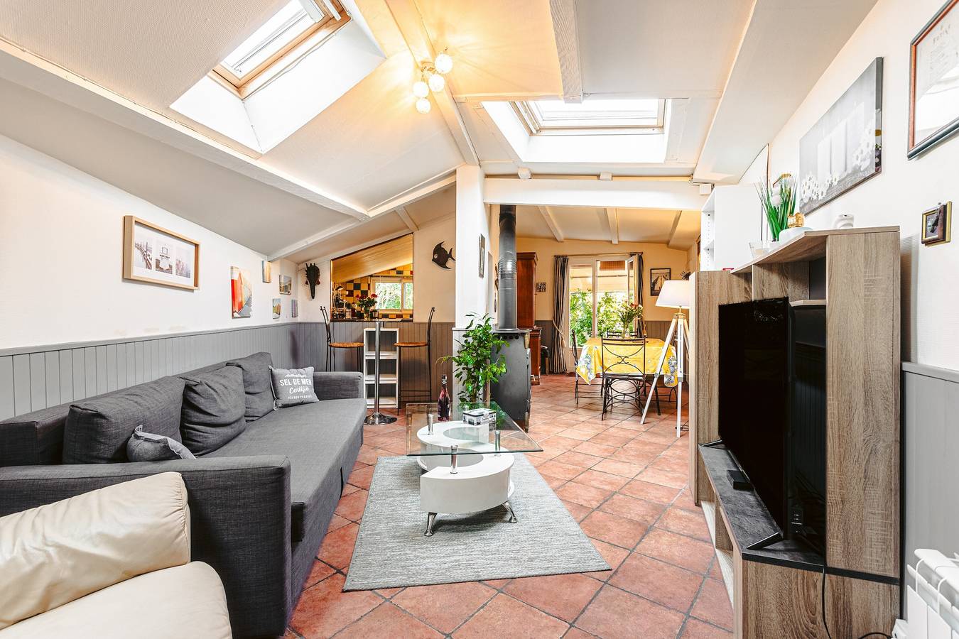 Maison de vacances 'Maison Coeur De Ville Chez Diego' avec terrasse partagée, jardin privé et Wi-Fi in La Rochelle, Région de La Rochelle