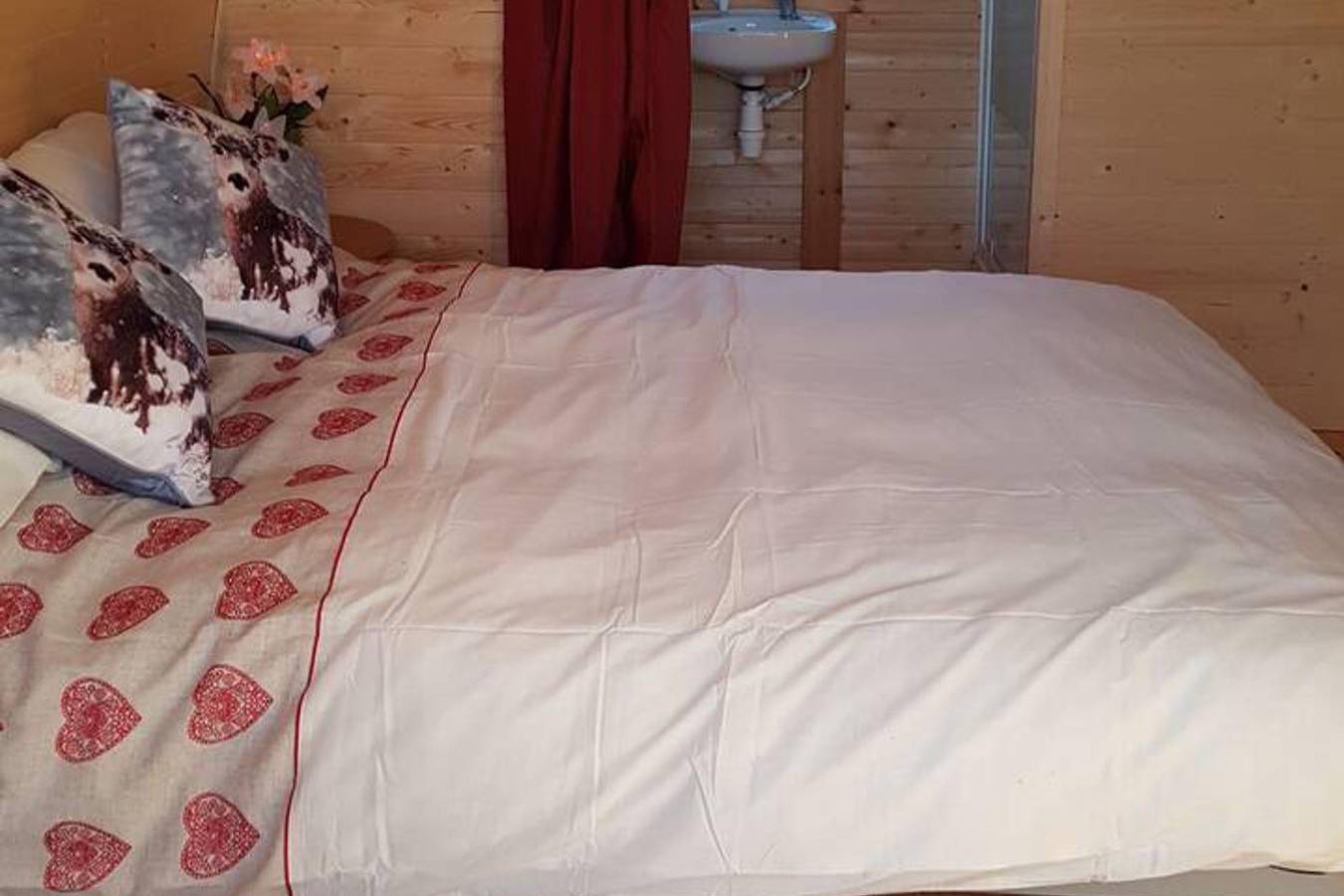 Cabane en bois pour 2 personnes avec terrasse in Cornouailles