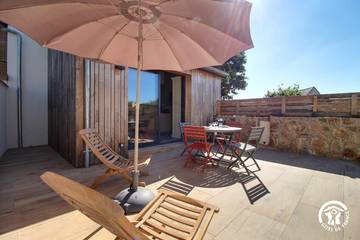 Gîte pour 2 personnes, avec jardin et terrasse à Baden (France)