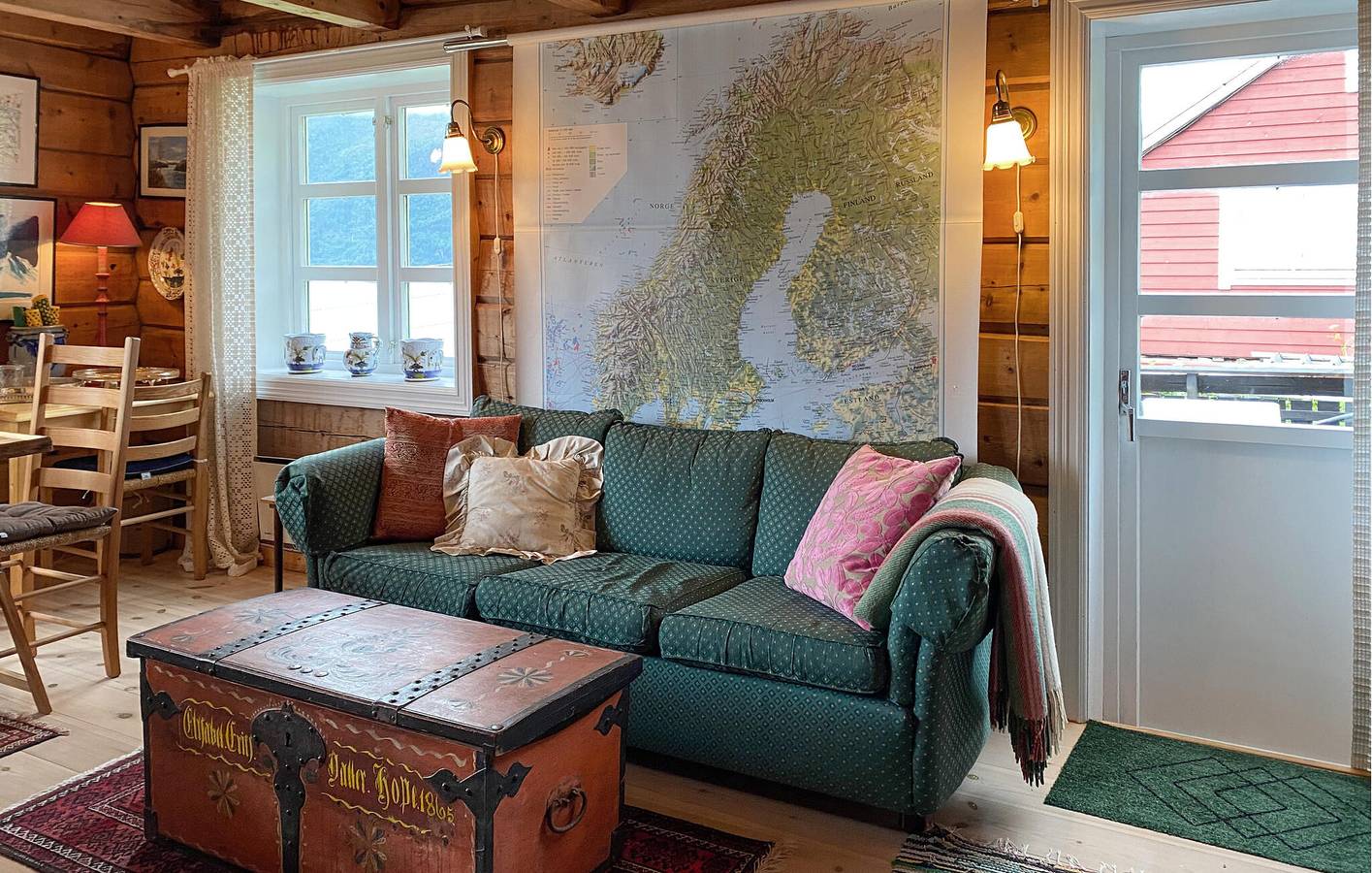 Ferienhaus für 8 Personen mit Terrasse in Bremanger