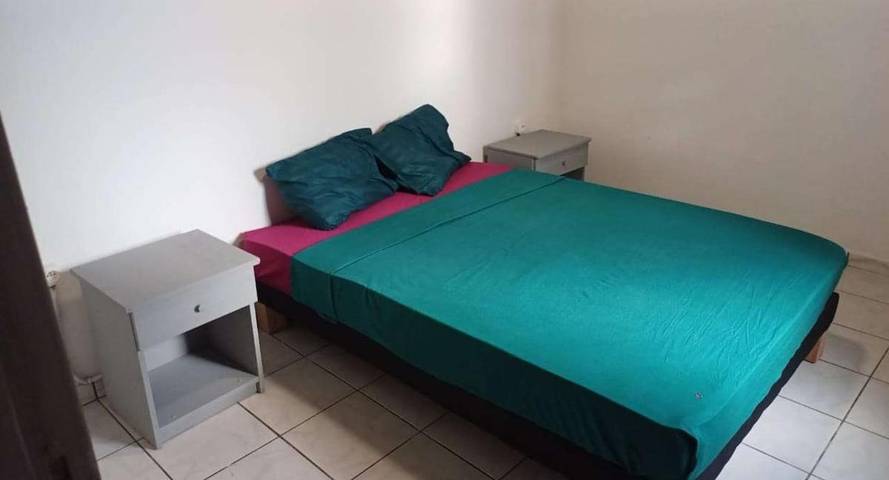 Location de vacances pour 7 personnes, avec terrasse, animaux acceptés dans Sainte-Anne (Reunion) - 2