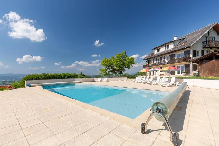 Appartement de vacances pour 5 personnes, avec jardin et bassin pour enfant