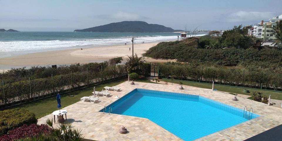 Casas e apartamentos de temporada para 8 pessoas, com vista e balcão e ainda piscina em Ingleses do Rio Vermelho
