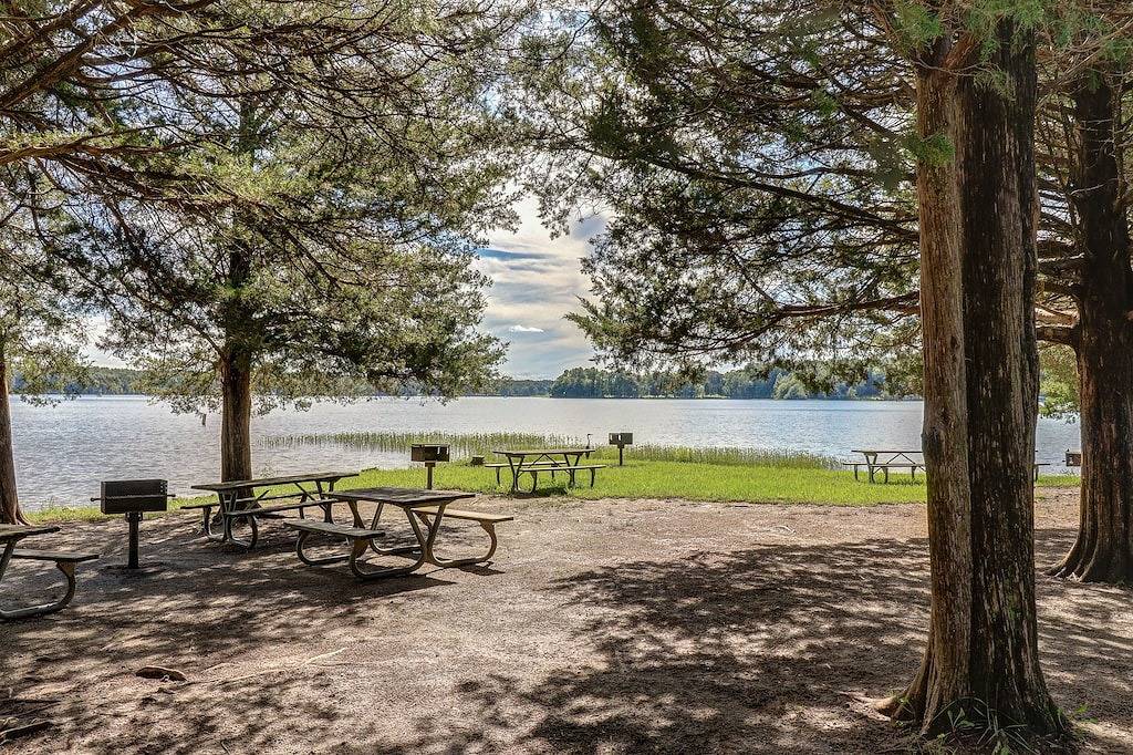 Wunderschönes Stadthaus am Wasser mit perfekter Lage und Kamin in Lake Anna