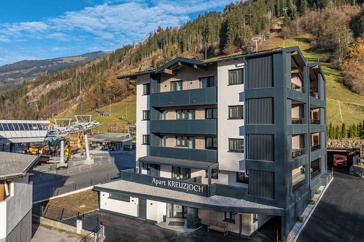 Holiday apartment for 10 people, with sauna and balcony - 1