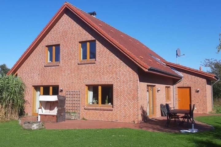 Ferienhaus für 8 Personen, mit Terrasse und Garten sowie Ausblick in Bisdorf