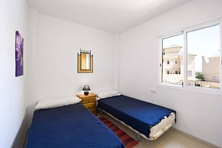Ganze Wohnung, Apartment im ersten Stock des Golf Resorts, gut ausgestattetes Apartment mit Gemeinschaftspool in Vera, Costa de Almería