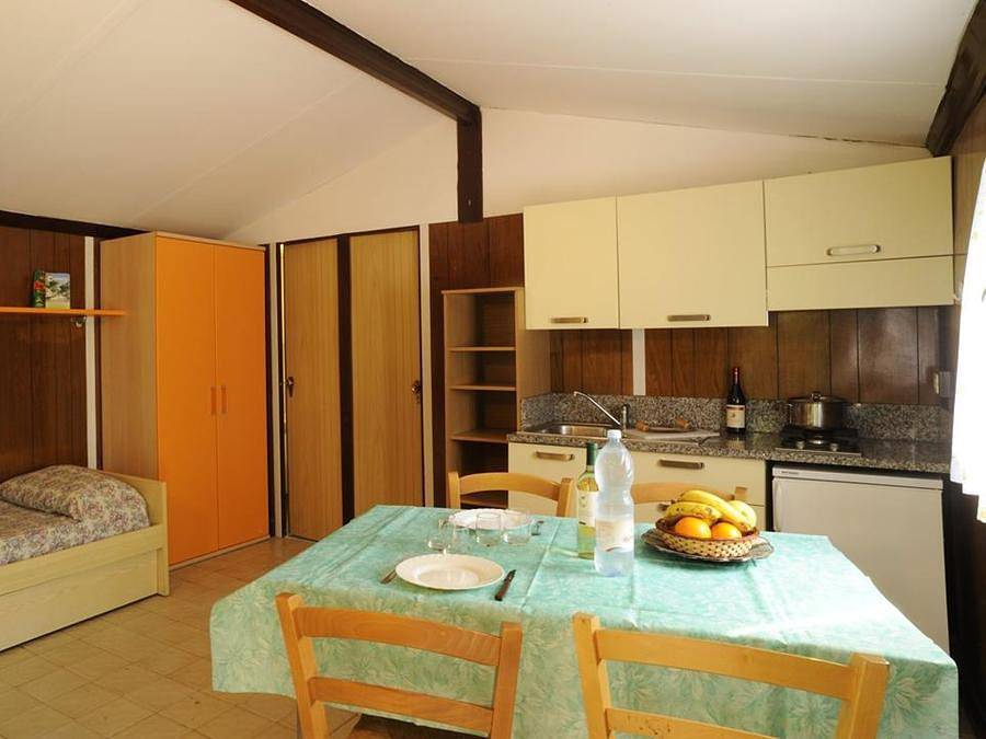 Camping Villaggio C'Era Una Volta - Bungalow 5 personen in Villanova d'Albenga, Riviera di Ponente