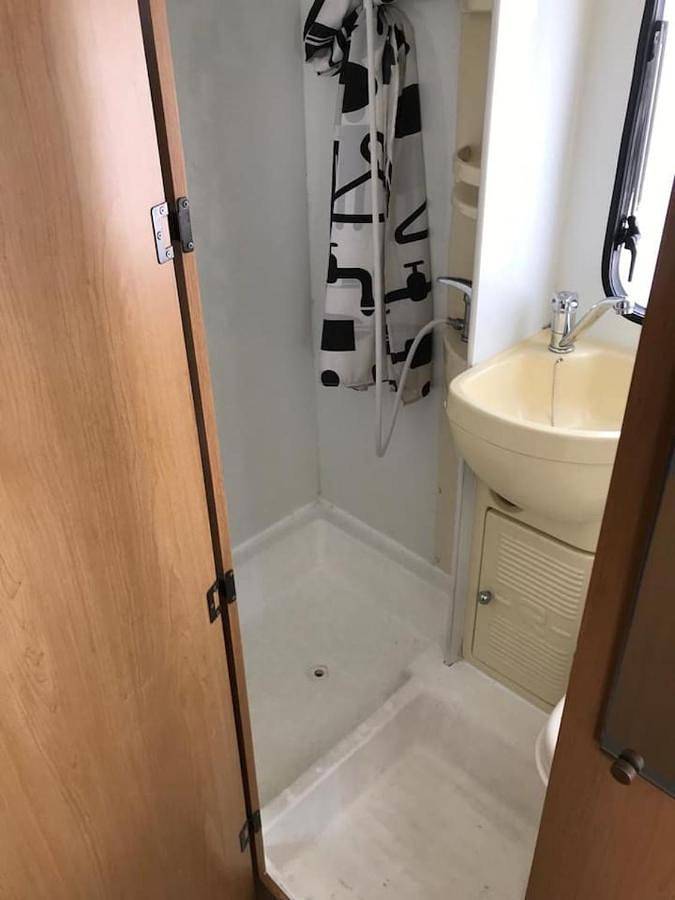 Tente pour 5 personnes, avec vue et jardin dans les Bouches-du-Rhône - 4