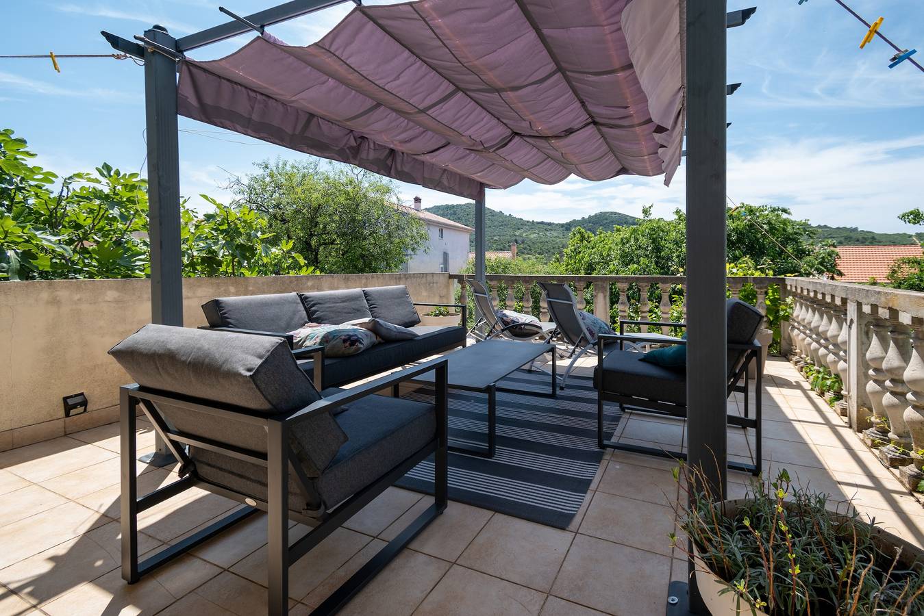 Ganze Wohnung, 1-Zimmer-Ferienwohnung mit Terrasse Sali, Dugi otok A-8189-a in Sali, Dugi Otok