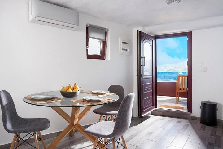 Villa pour 2 personnes, avec vue dans Milos - 4