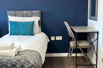 Apartment for 5 People in Basingstoke, Hampshire, Photo 2