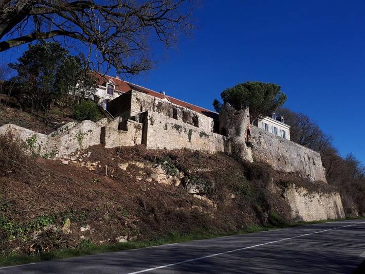Chambre d’hôte pour 5 personnes, avec Terrasse et Jardin à Le Blanc