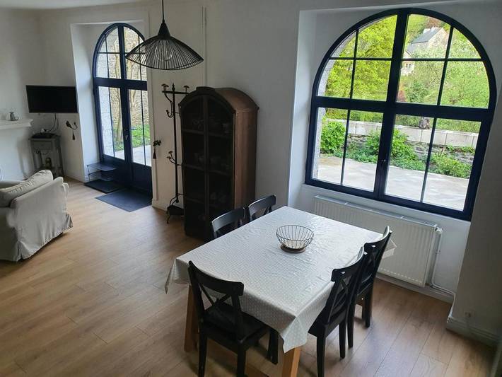 Location de vacances pour 5 personnes, avec terrasse ainsi que vue sur le lac et vue à Léhon - 4