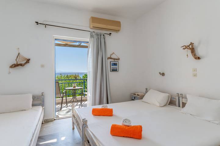 Location de vacances pour 3 personnes, avec balcon et jardin dans Andros - 4