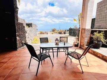 Gîte pour 3 personnes, avec jardin à Tías
