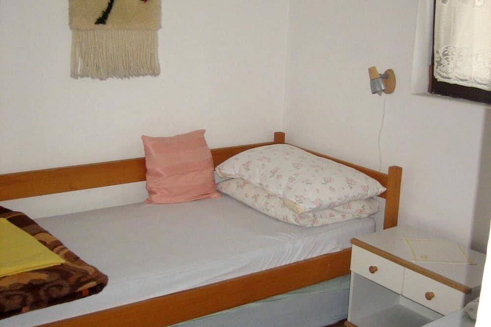 Ganze Wohnung, Luxus-Appartement mit Panoramameerblick in Tisno, nur 100 Stufen zum Meer in Tisno, Dalmatinisches Festland