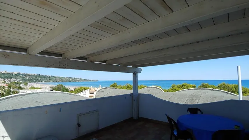Apartamento de vacaciones para 3 personas, con terraza y vistas - 1